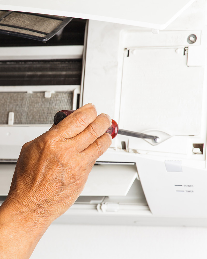 technician installing air conditioner locust hill va